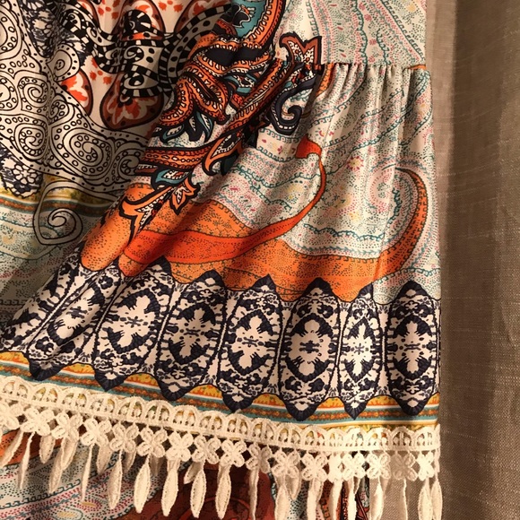 Boutique Top - Picture 3 of 3